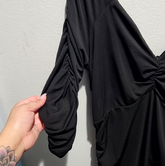 NWT Torrid Black Maxi Jersey Off Shoulder Dress Size 1X - Picture 5 of 12